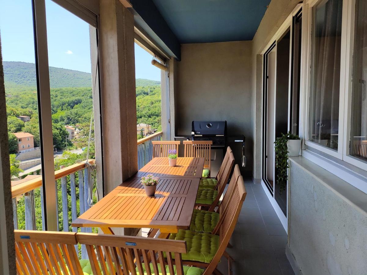 Apartman Borna Vrbnik (Primorje-Gorski Kotar) Exterior foto