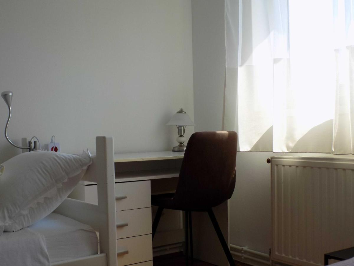 Apartman Borna Vrbnik (Primorje-Gorski Kotar) Exterior foto