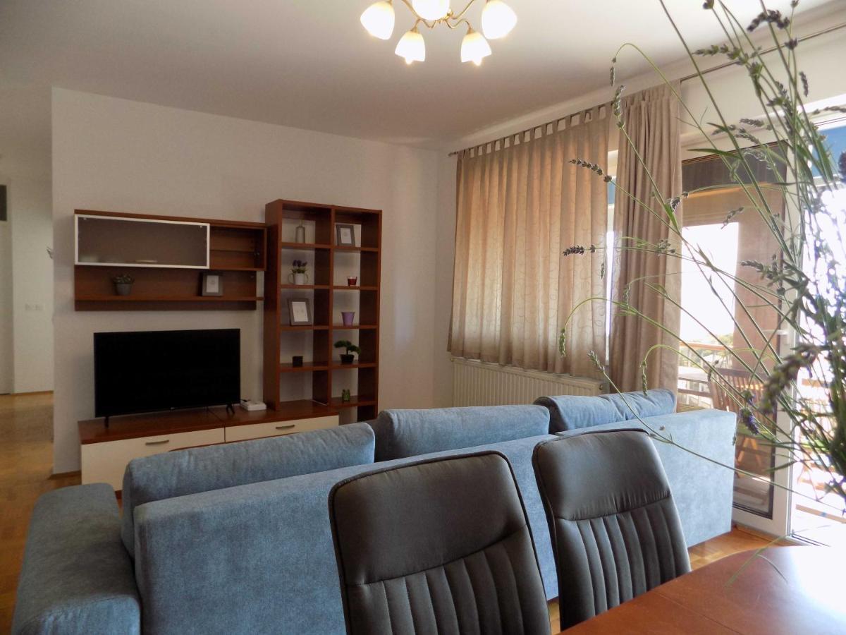 Apartman Borna Vrbnik (Primorje-Gorski Kotar) Exterior foto